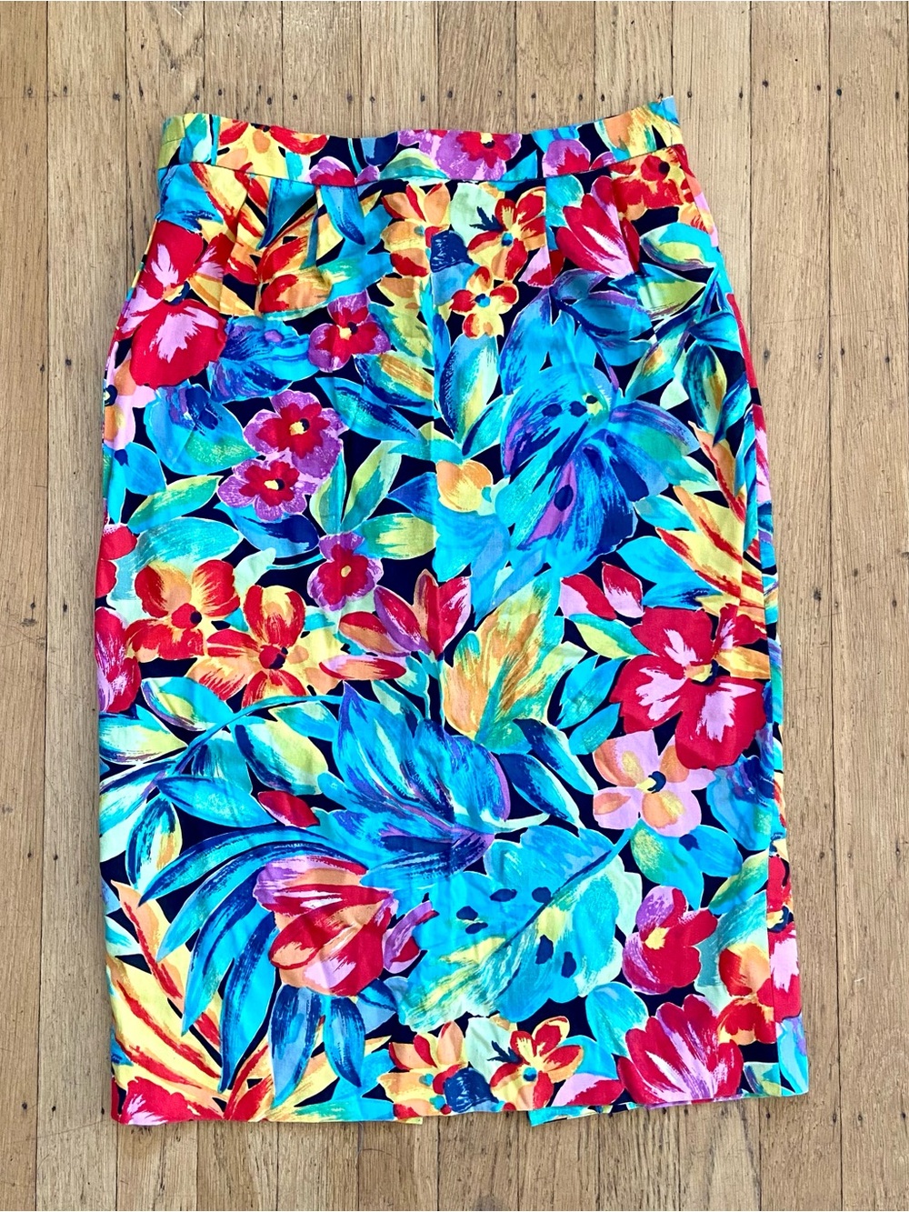 Tropical multicolor floral pencil skirt